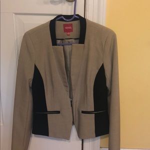 Beige and black blaze from XOXO - size medium